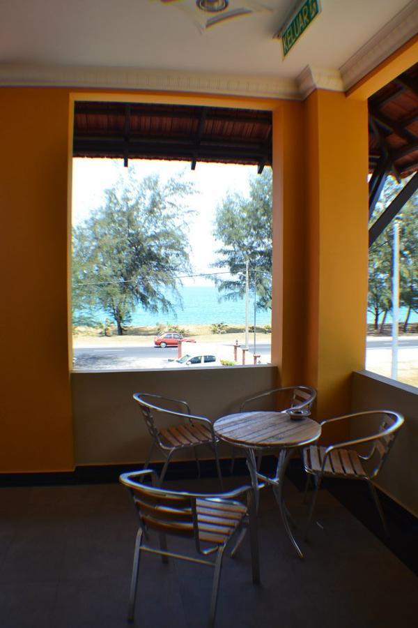 Teluk Lipat Seaview Inn Dungun Εξωτερικό φωτογραφία