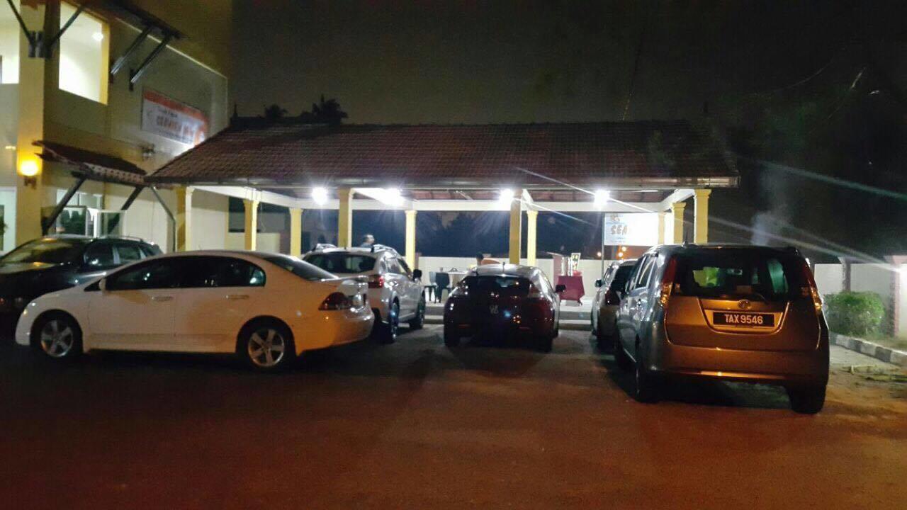 Teluk Lipat Seaview Inn Dungun Εξωτερικό φωτογραφία