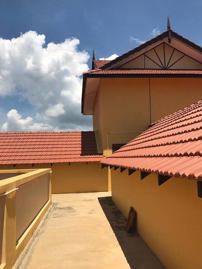 Teluk Lipat Seaview Inn Dungun Εξωτερικό φωτογραφία