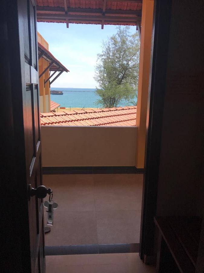Teluk Lipat Seaview Inn Dungun Εξωτερικό φωτογραφία
